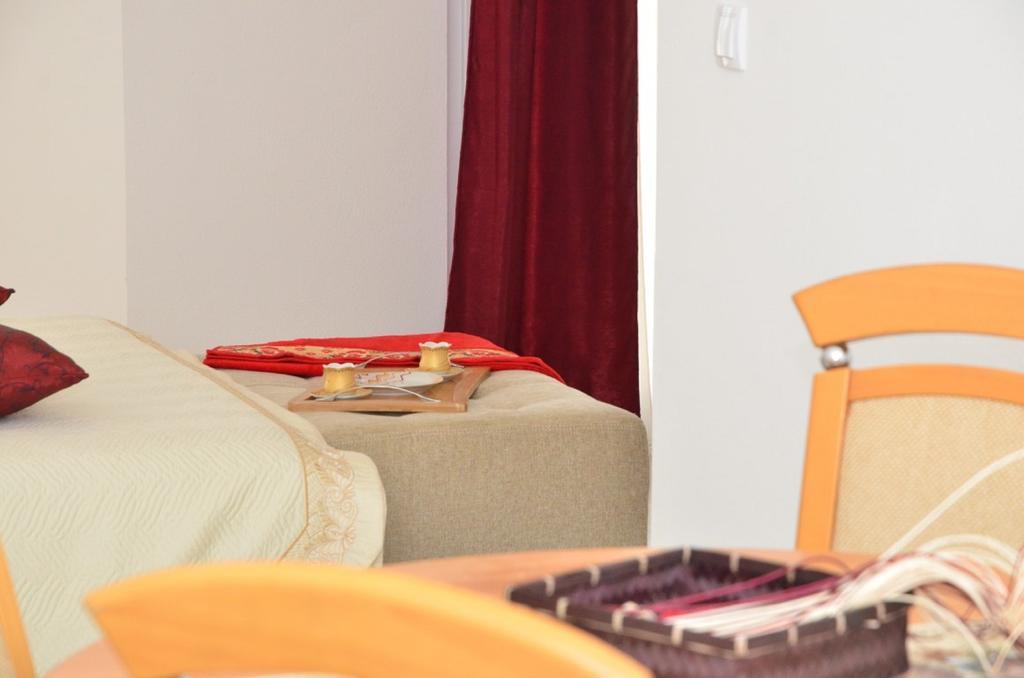 Apartments Casa Pineta Улцин Стая снимка