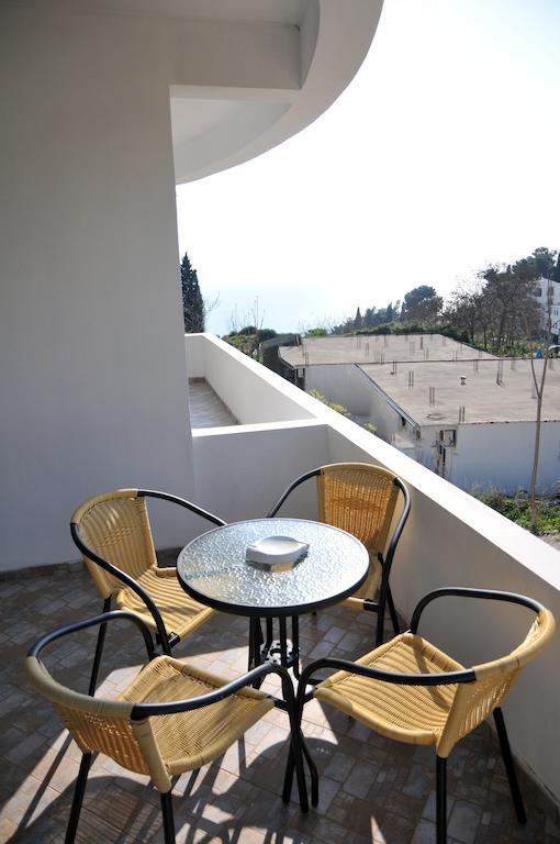 Apartments Casa Pineta Улцин Стая снимка