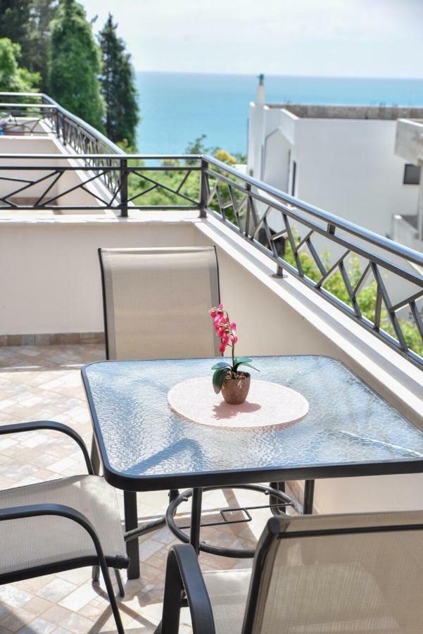 Apartments Casa Pineta Улцин Екстериор снимка